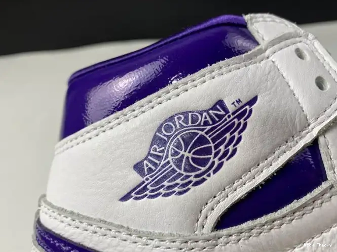 Kicktheory PURPLE AIR CD0461-151 COURT HIGH 1 JORDAN RETRO 0622